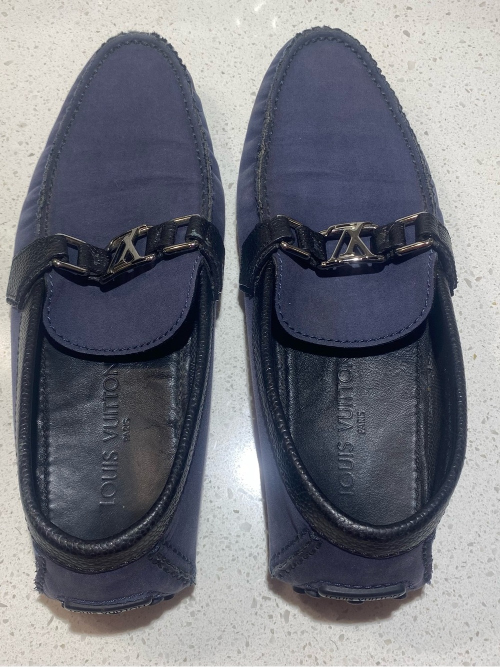 Louis Vuitton Blue Suede Driving Shoes with LV Buckle - Picture 2 of 5